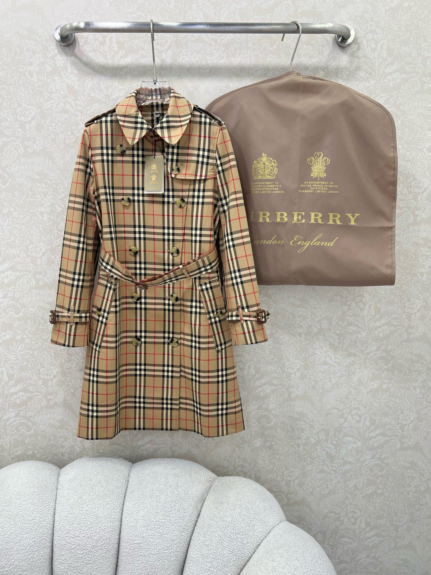Burberry-Check-Cotton-Twill-Trench-Coat-Sand-Beige