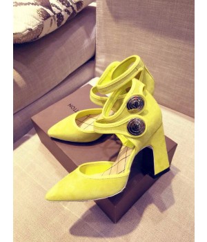 Louis Vuttion Royal Yellow Suede Pump  (GD3012-032717 )