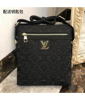 Louis Vuitton Bags Men LV Messenger bag 357-3 25X28X5cm WP