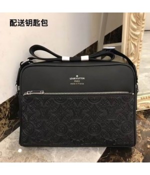 Louis Vuitton Bags Men LV Messenger bag 359-4 25X28X5cm XM
