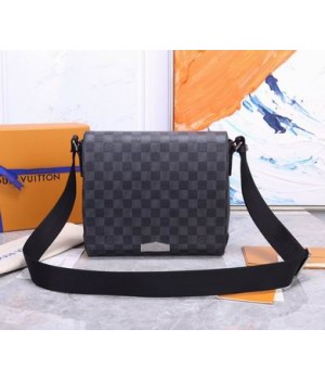 Louis Vuitton Bags Men LV Messenger bag 40349 25X22X7cm WP