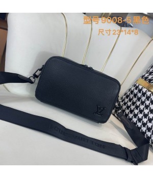 Louis Vuitton Bags Men LV Messenger bag 9008-5 23X14X8cm WP