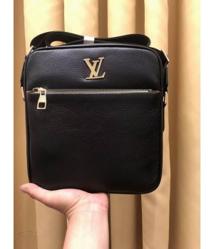 Louis Vuitton Bags Men LV Messenger bag 981-4 25X27X6cm WP-2