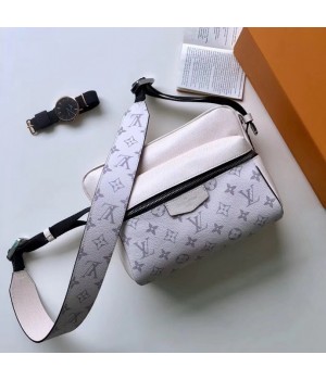 Louis Vuitton Outdoor Messenger Bag MM M43845 White 2019 (Fang-8122537 )