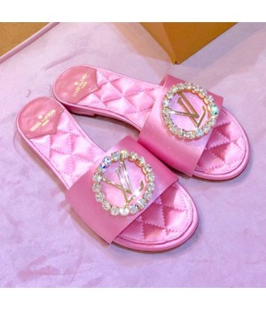 Louis Vuitton Madeleine Silk Crystal LV Circle Flat Slide Sandals Pink 2019 (1054-9062121 )