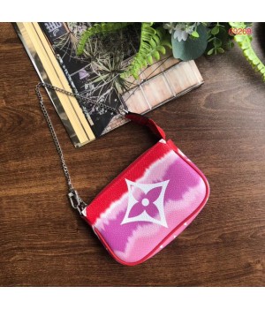 Louis vuitton ESCALE POCHETTE ACCESSOIRES Mini clutch bag M69269 red