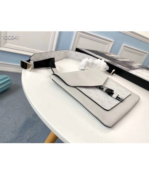 Louis Vuitton Monogram Canvas Original M30411 white