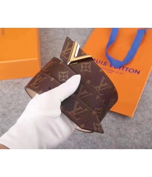 2018 New Replica High Quality LV Belts For Women LVWMBelt-49