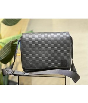 Louis Vuitton Bags Men LV Messenger bag M42711 26X20X7cm XM