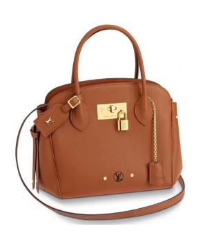 Louis Vuitton Gold Milla PM Bag Veau Nuage M51684