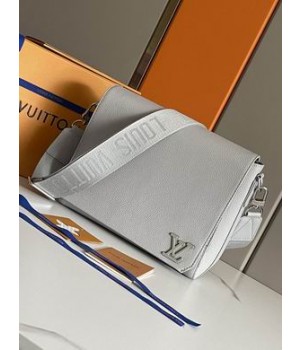 Louis Vuitton Bags Men LV Messenger bag M59327 30.5X24X10cm XM