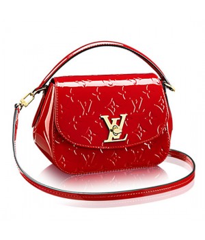 Louis Vuitton M90944 Pasadena Crossbody Bag Monogram Vernis