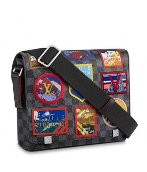 Louis Vuitton District PM Messenger Damier Graphite N40040