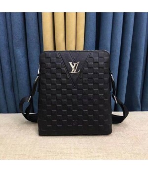 Louis Vuitton Bags Men LV Messenger bag WM28052-2 24X28X6