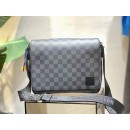 Louis Vuitton Bags Men LV Messenger bag M42710 26X20X7cm XM