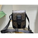 Louis Vuitton Bags Men LV Messenger bag M46442 16X22X7cm XM
