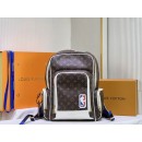 Louis Vuitton Backpack NBA M45581 32x40x13cm cs