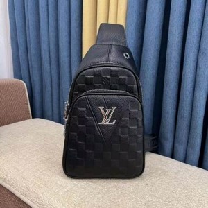 Louis Vuitton Bags Men LV Sling Bags Chest pack 18X31X5cm 100303 SC