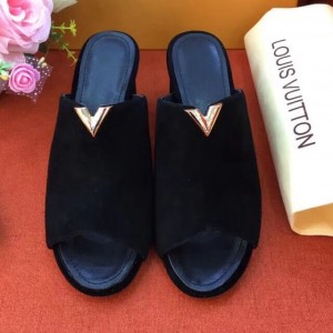 Louis Vuitton Calfskin Vanity Mule Black Suede (LG-8022821 )