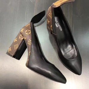 Louis Vuitton Gamble Diva Pump In Monogram Canvas & Black Leather (GD5023-7041707 )