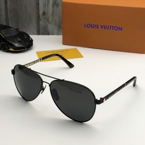 Replica High Quality 1:1 copied Louis Vuitton Sunglasses 1520